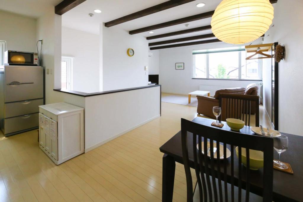 Tsuru Apartments NakaNakafurano Екстериор снимка